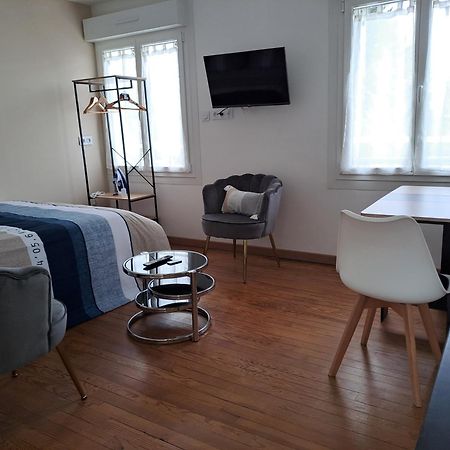 Ferienwohnung 24H Course/Moto/ Oasis / Antares Le Mans Exterior foto