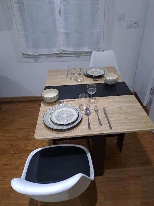 Ferienwohnung 24H Course/Moto/ Oasis / Antares Le Mans Exterior foto